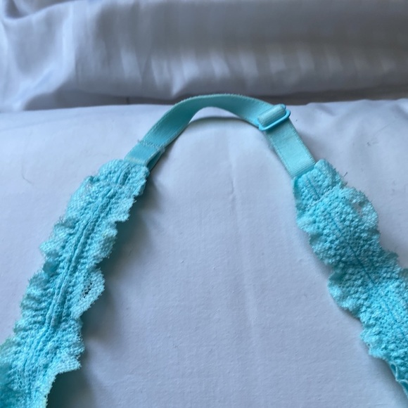 Victorias Secret XS Lace Bralette Baby Blue - Picture 3 of 8